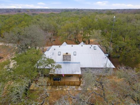 561 County Road 785 Natalia TX 78059