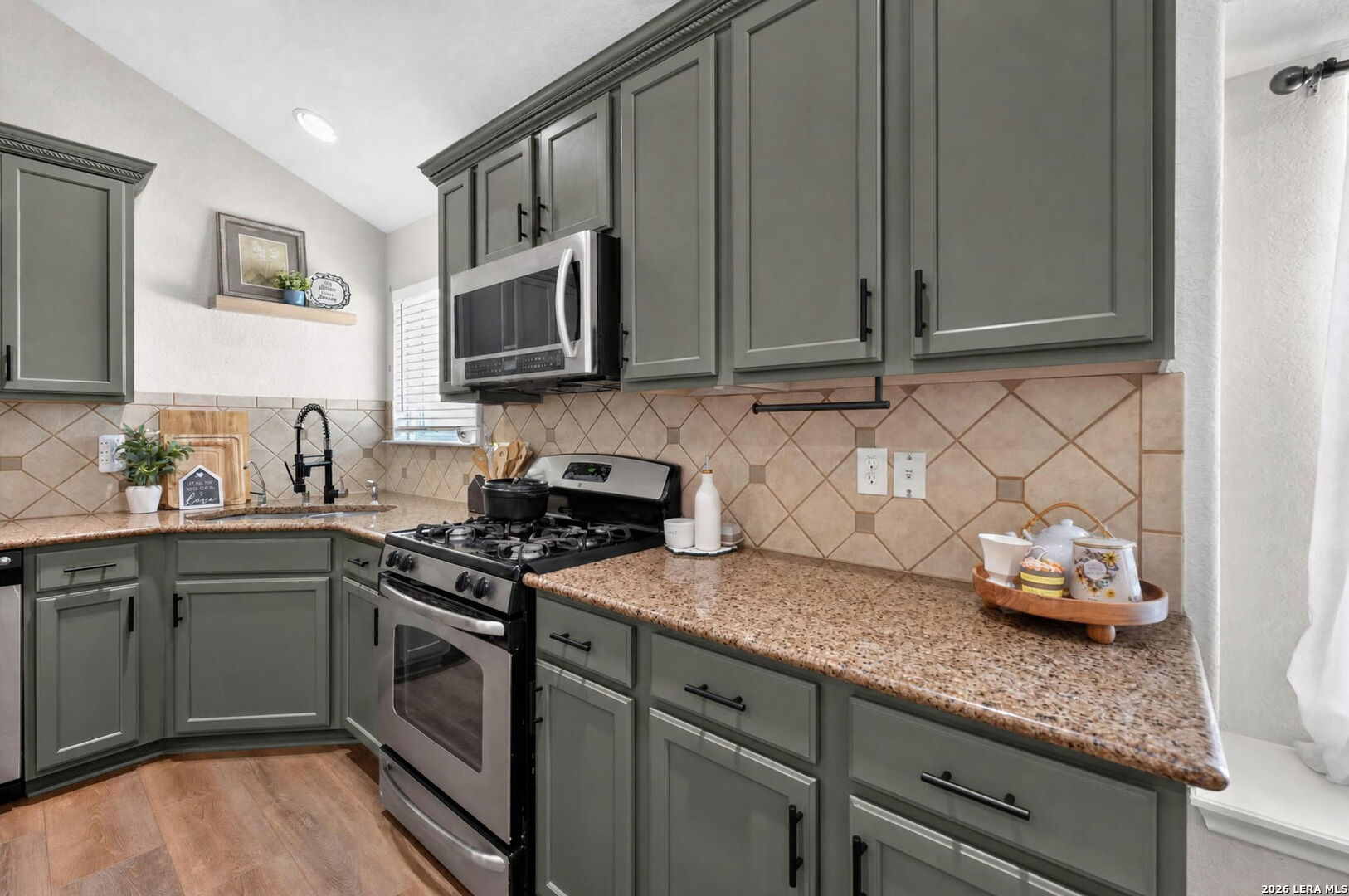 5214 Gemsbuck Chase San Antonio TX 78251