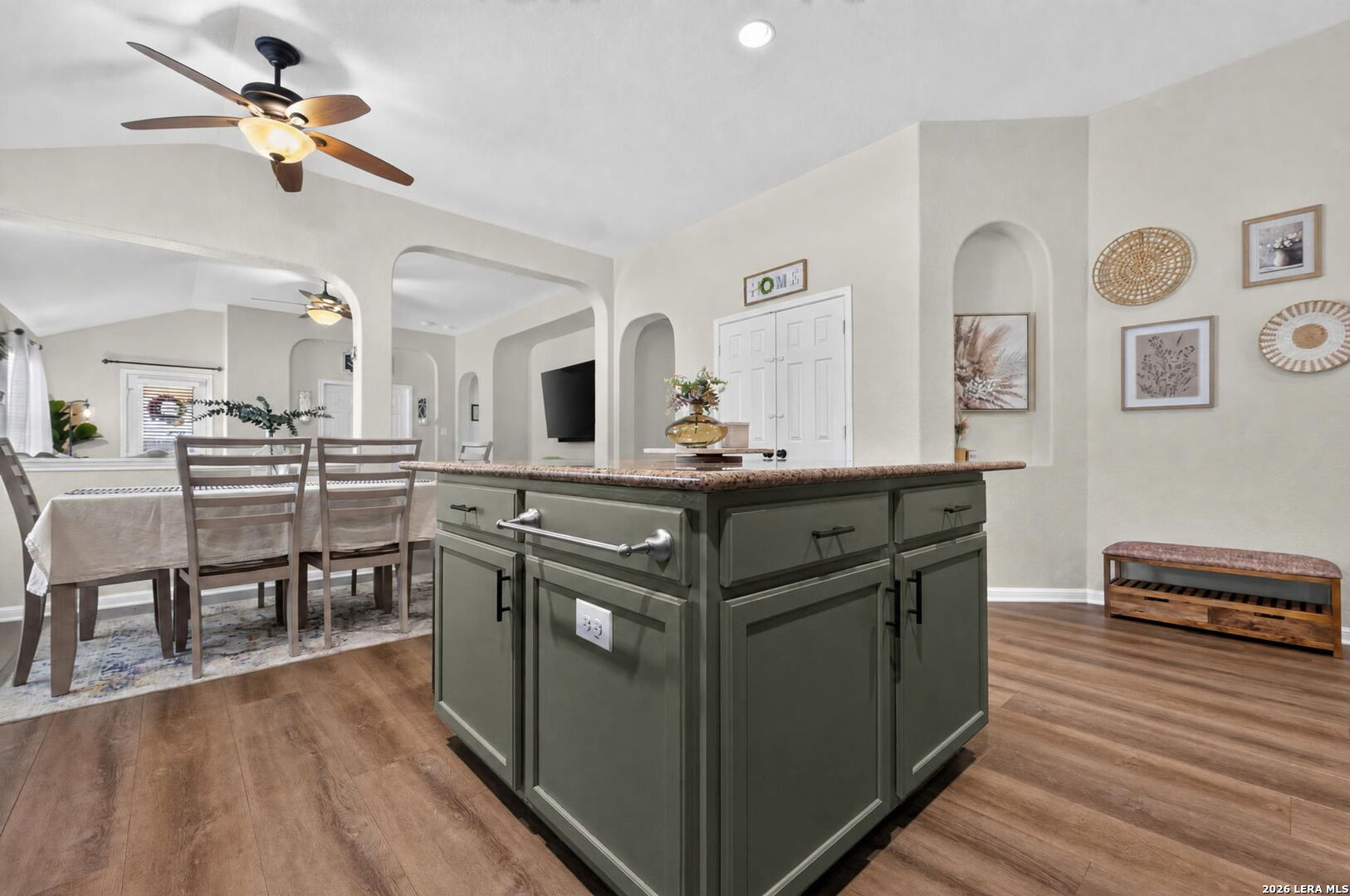 5214 Gemsbuck Chase San Antonio TX 78251