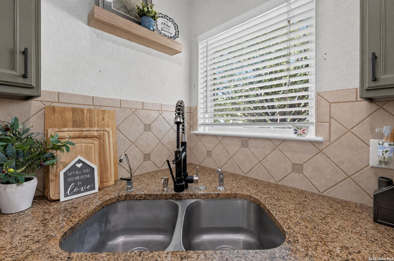 5214 Gemsbuck Chase San Antonio TX 78251