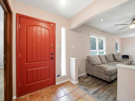 7115 Forest Brook San Antonio TX 78240