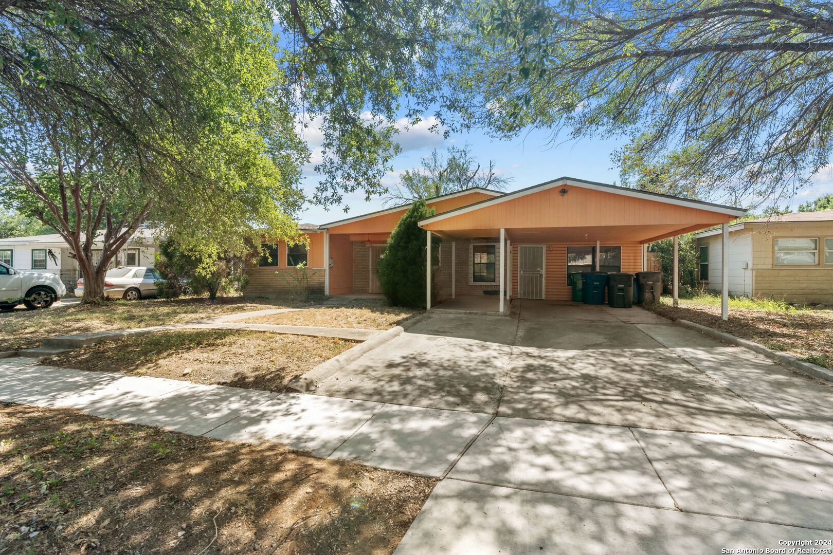 218 Hillwood Drive San Antonio TX 78213