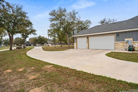 112 Archer Ridge Drive La Vernia TX 78121