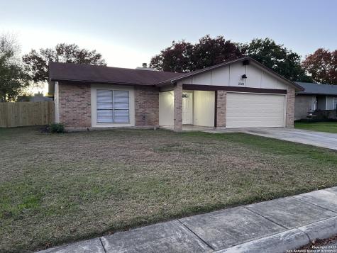2326 Frontier Trail San Antonio TX 78251