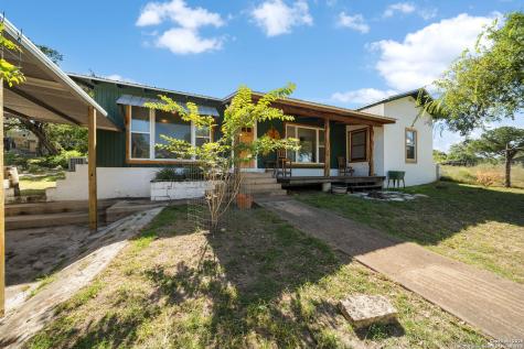 342 Cherokee Drive Bandera TX 78003