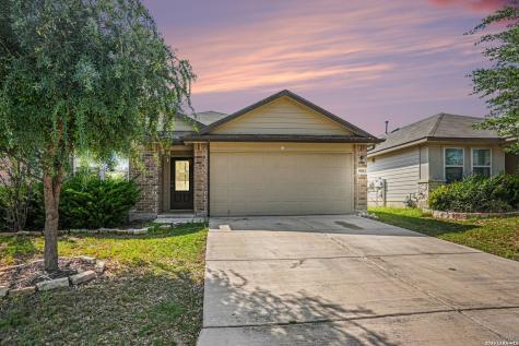 9303 Moon Shine San Antonio TX 78254