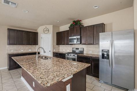 9303 Moon Shine San Antonio TX 78254