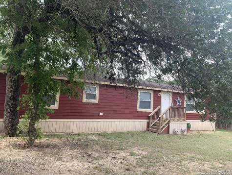 182 Encino Torcido Adkins TX 78101
