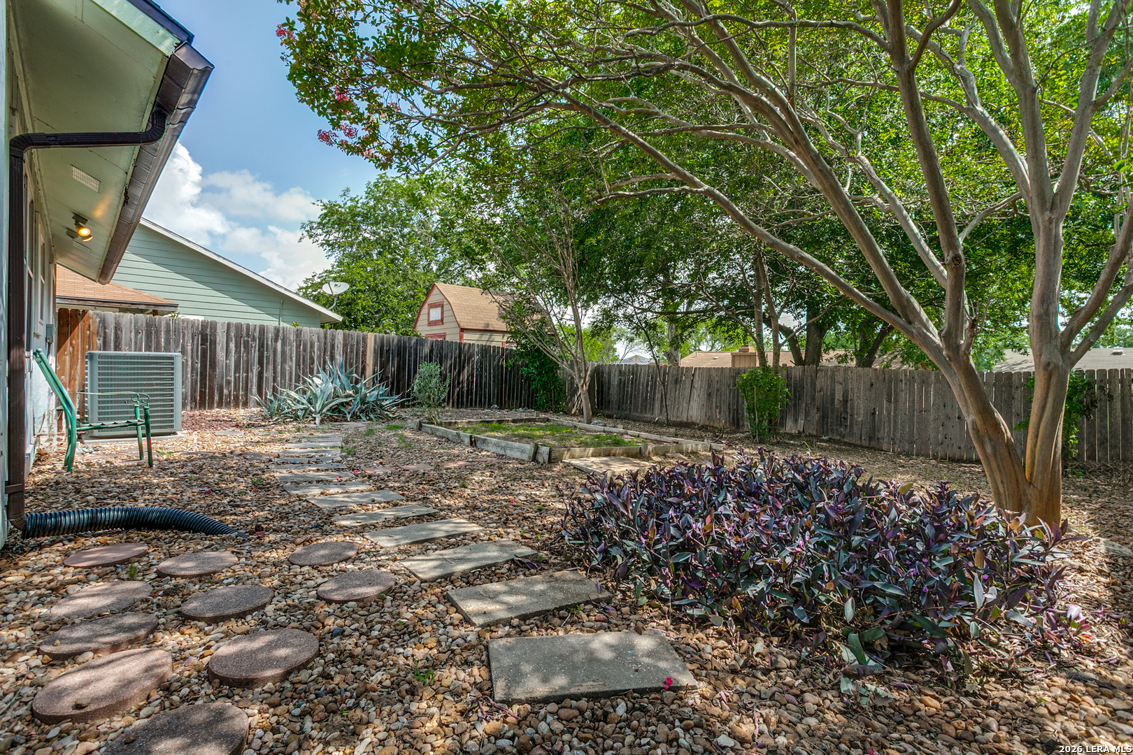9848 Meadow Way Converse TX 78109