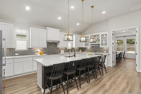2469 Kookaburra New Braunfels TX 78132