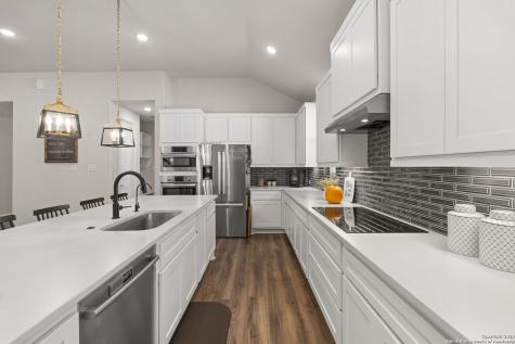 2469 Kookaburra New Braunfels TX 78132