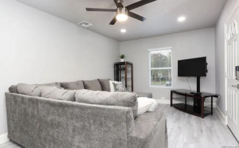 519 Thorain Boulevard San Antonio TX 78212