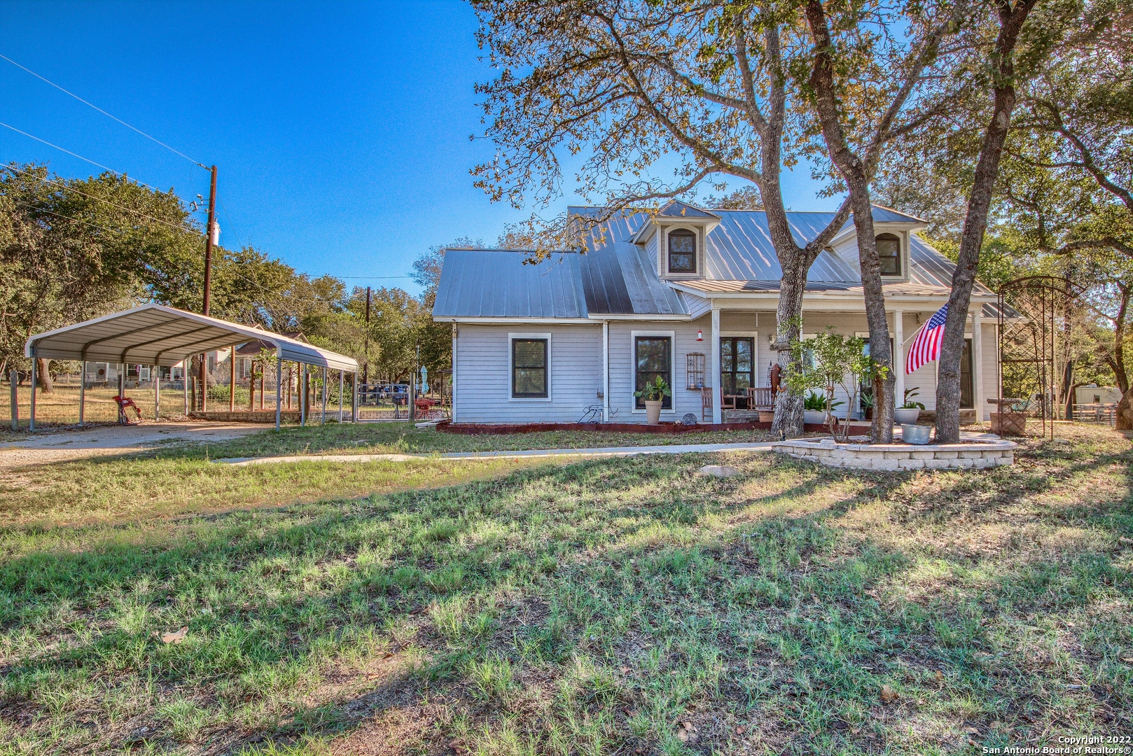 329 Whispering Oaks Drive Adkins TX 78101