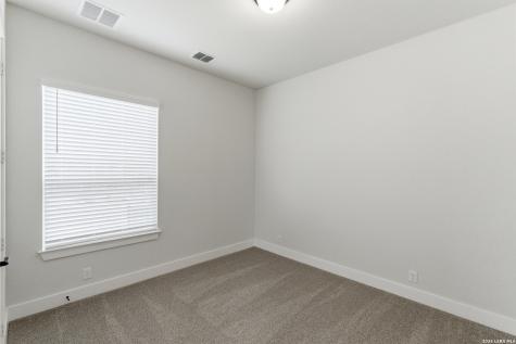 109 La Jara Boerne TX 78006