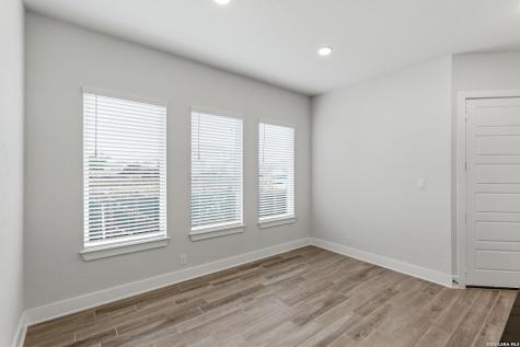 109 La Jara Boerne TX 78006