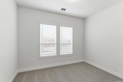 109 La Jara Boerne TX 78006