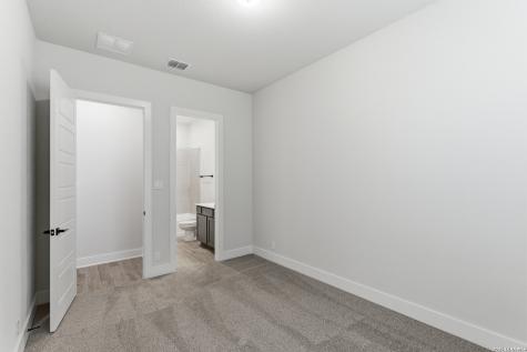 109 La Jara Boerne TX 78006