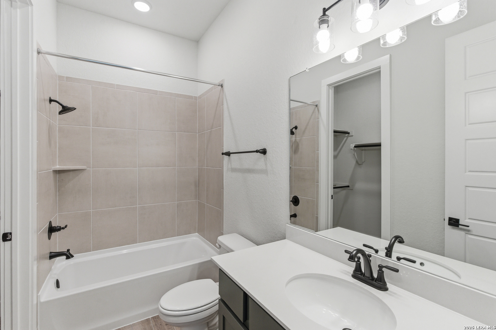 109 La Jara Boerne TX 78006