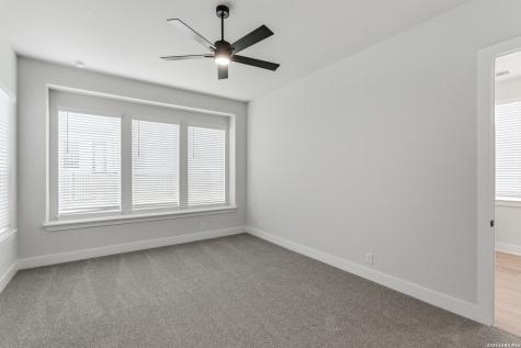 109 La Jara Boerne TX 78006