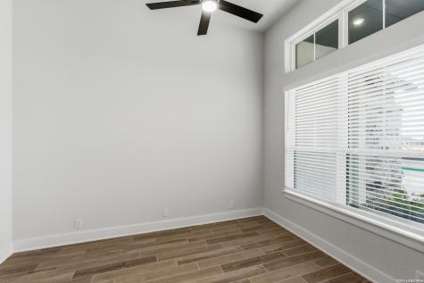 109 La Jara Boerne TX 78006