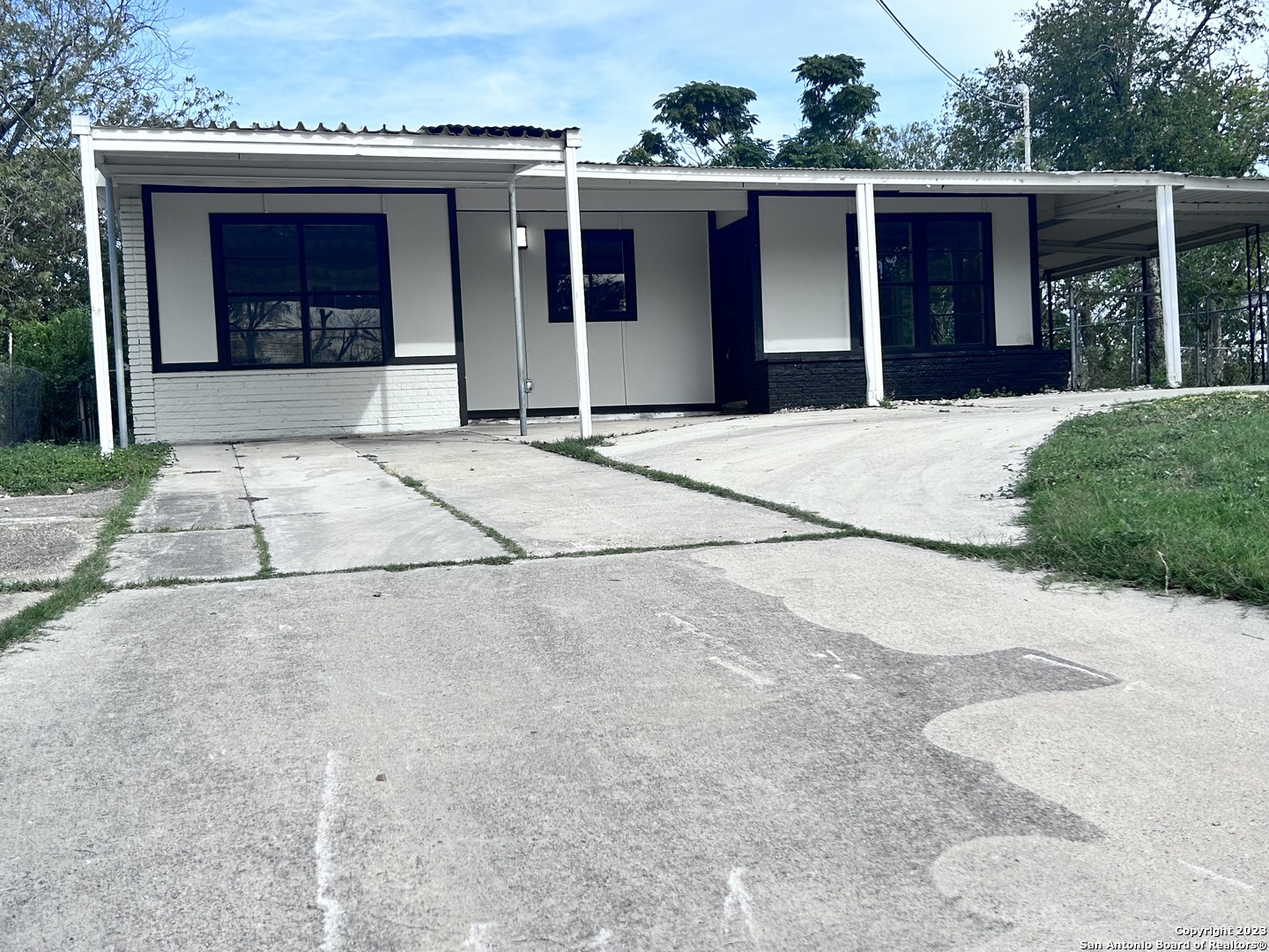 202 Earlyway Drive San Antonio TX 78233
