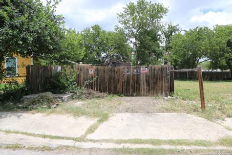 1607 San Carlos San Antonio TX 78207