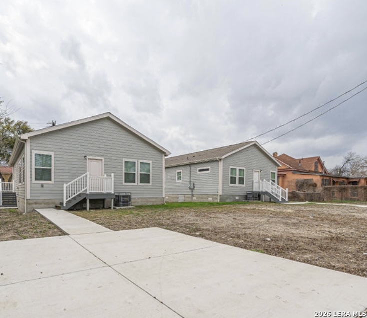 2111 W Houston San Antonio TX 78207