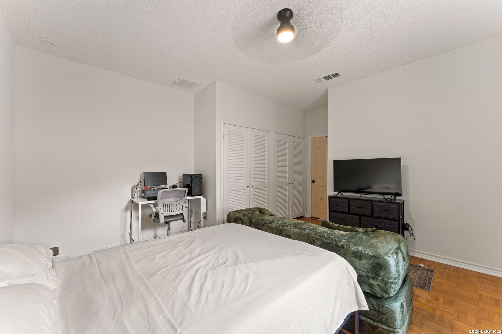 3915 Hunters Crest Street San Antonio TX 78230