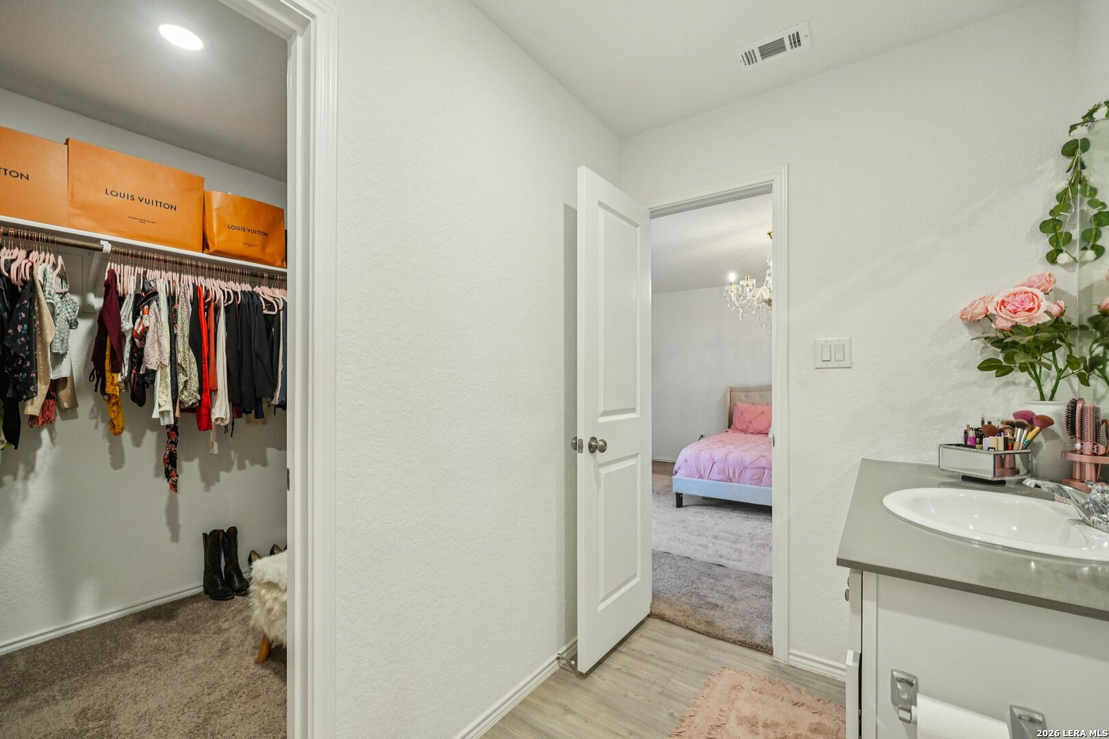 13511 Barton Cove San Antonio TX 78253