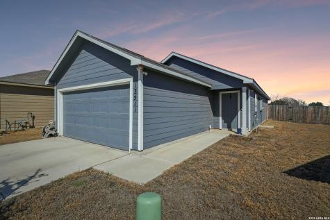 13511 Barton Cove San Antonio TX 78253