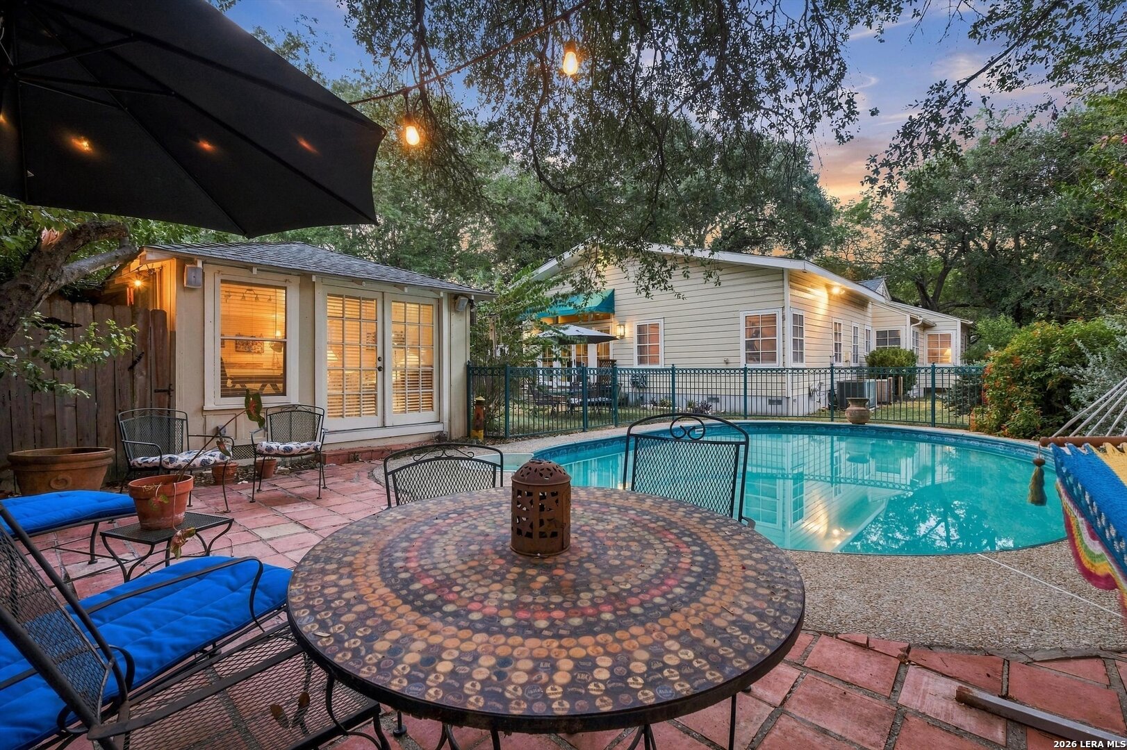 424 Canterbury Hill Street Terrell Hills TX 78209