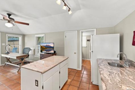 424 Canterbury Hill Street Terrell Hills TX 78209