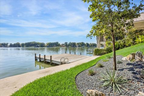 545 Admiral Benbow Lane Mcqueeney TX 78123