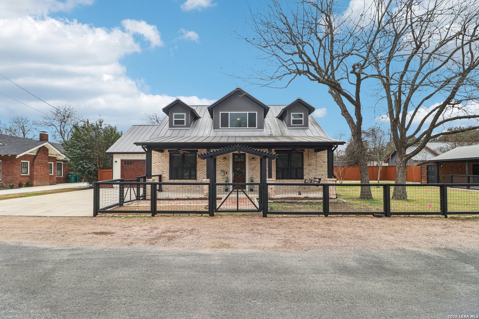 115 & 113 E Evergreen Boerne TX 78006