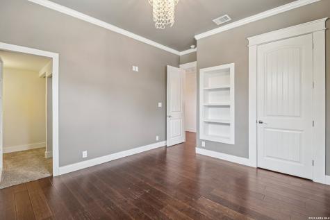 115 & 113 E Evergreen Boerne TX 78006