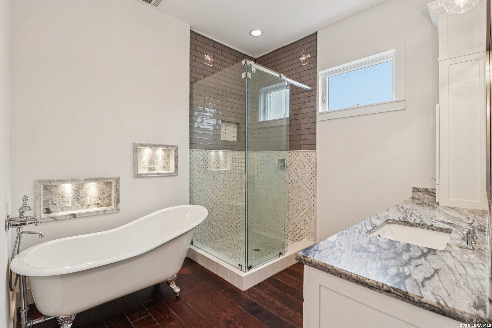115 & 113 E Evergreen Boerne TX 78006