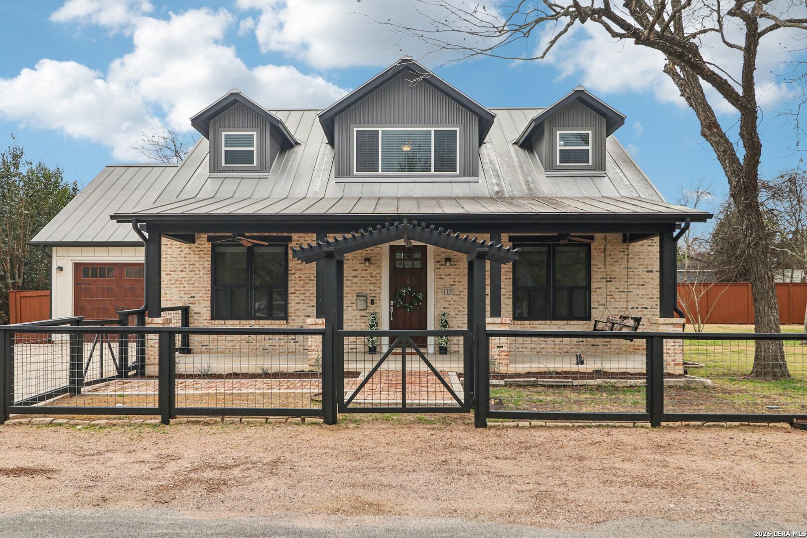 115 & 113 E Evergreen Boerne TX 78006