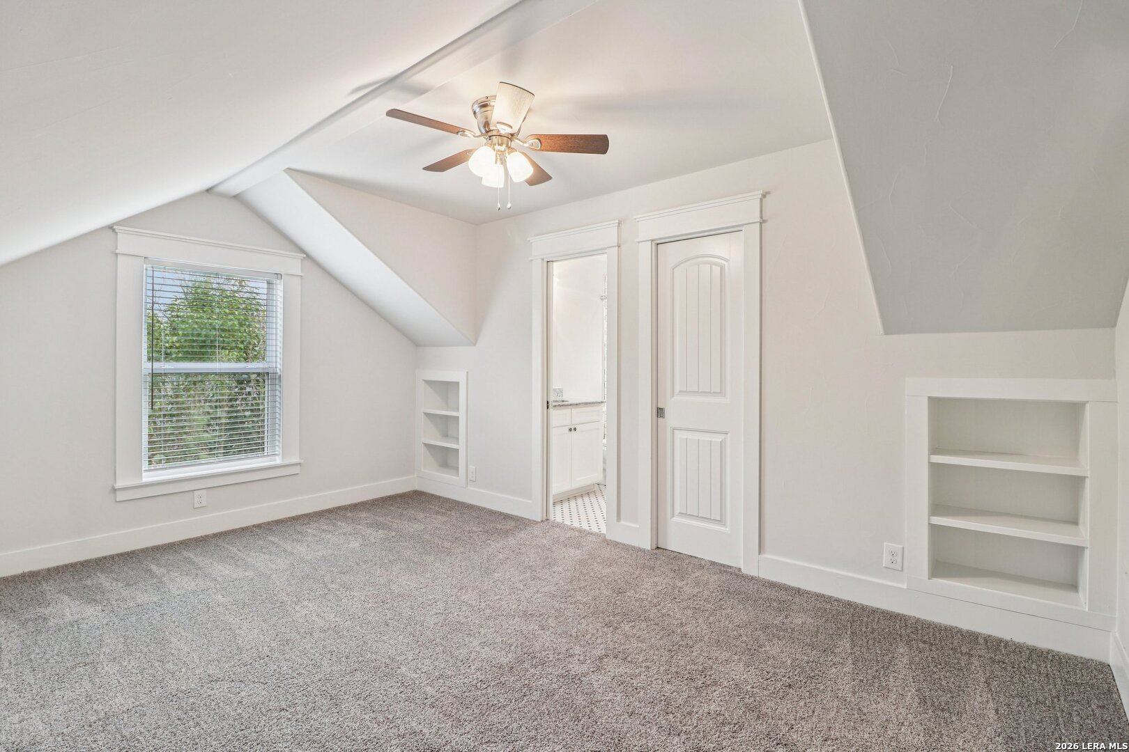 115 & 113 E Evergreen Boerne TX 78006