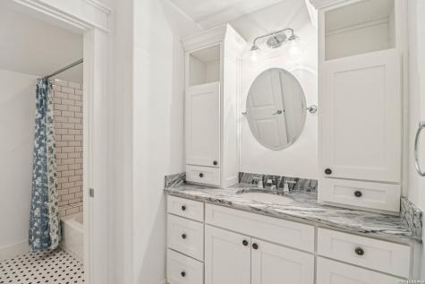 115 & 113 E Evergreen Boerne TX 78006