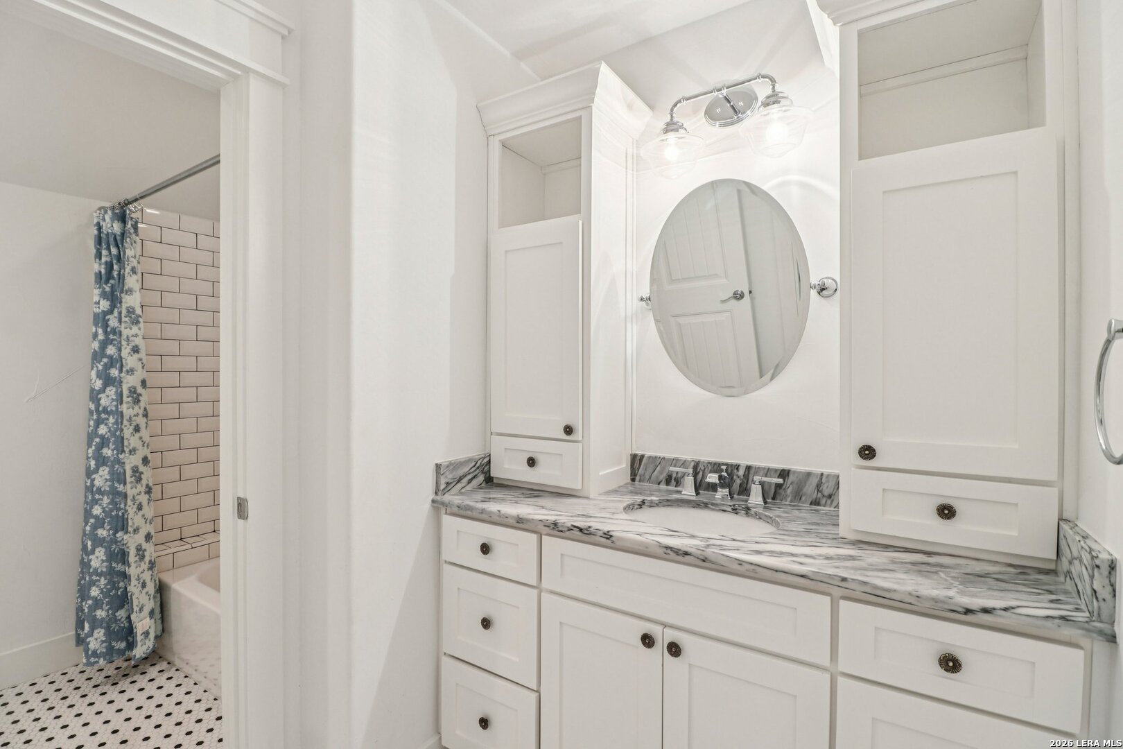 115 & 113 E Evergreen Boerne TX 78006