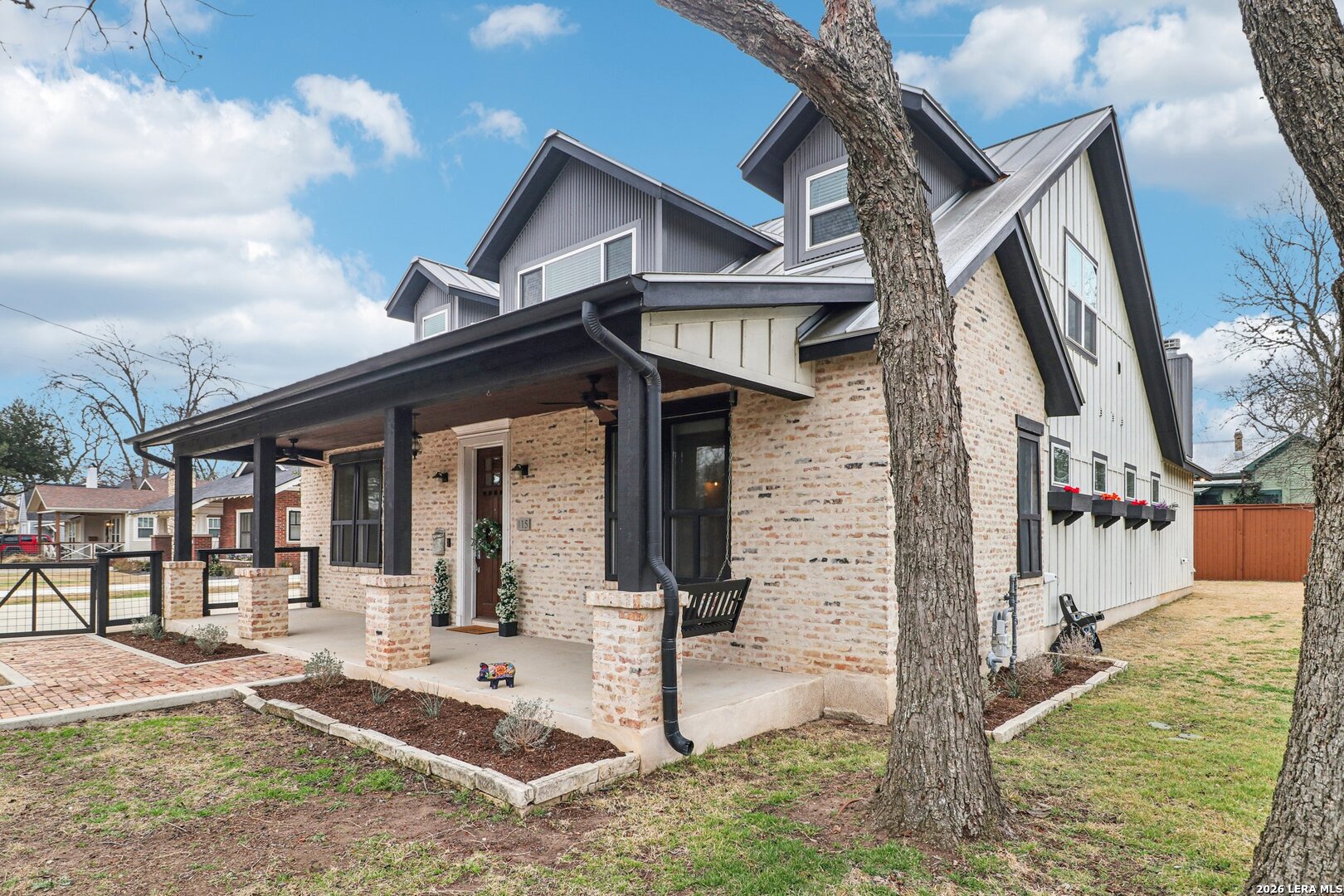 115 & 113 E Evergreen Boerne TX 78006
