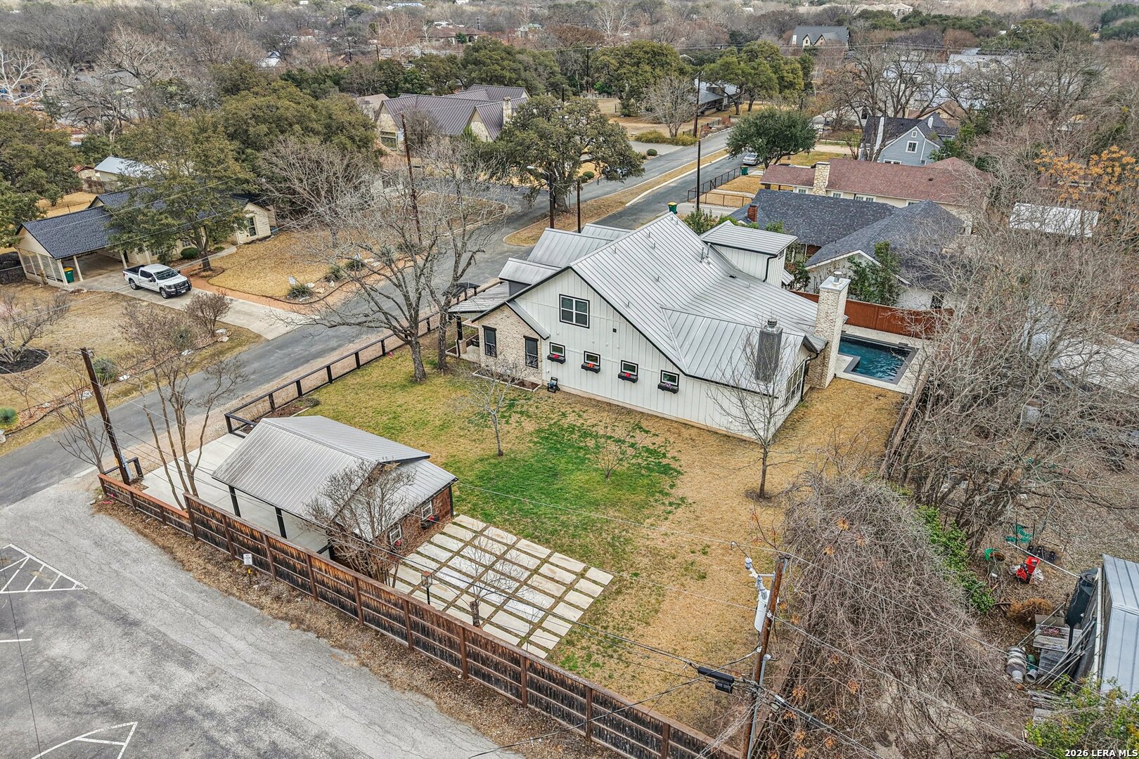 115 & 113 E Evergreen Boerne TX 78006