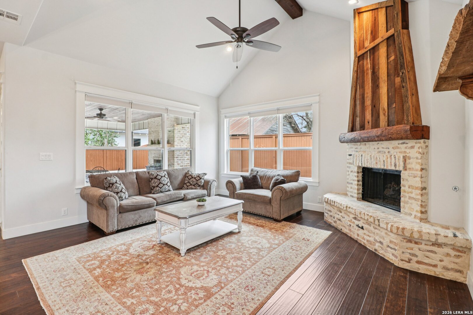 115 & 113 E Evergreen Boerne TX 78006