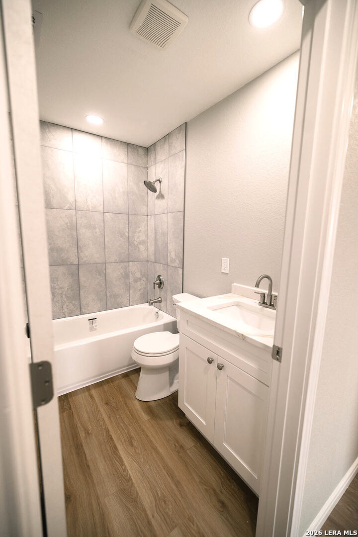 5710 Green Manor San Antonio TX 78223