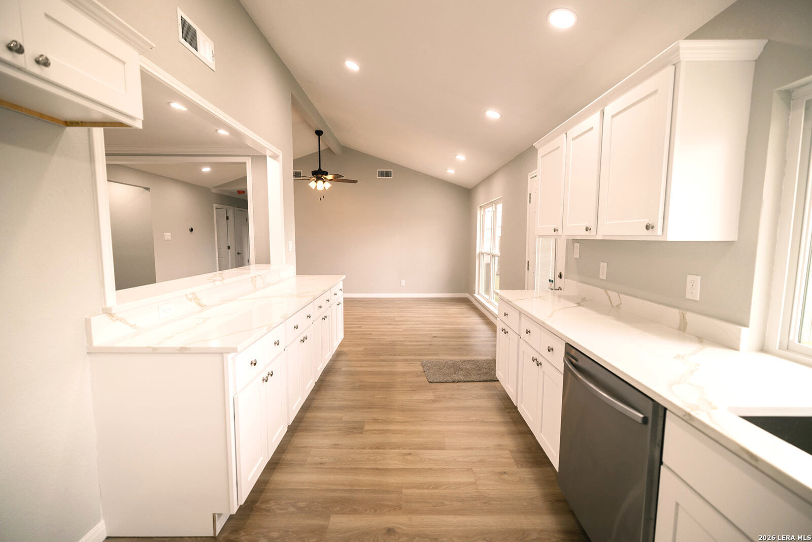 5710 Green Manor San Antonio TX 78223