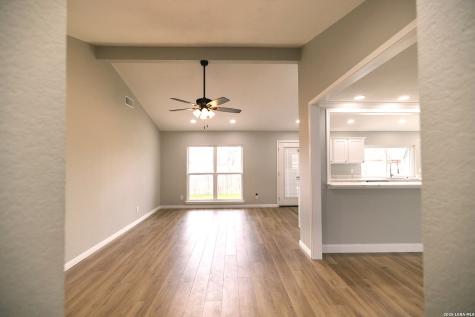 5710 Green Manor San Antonio TX 78223