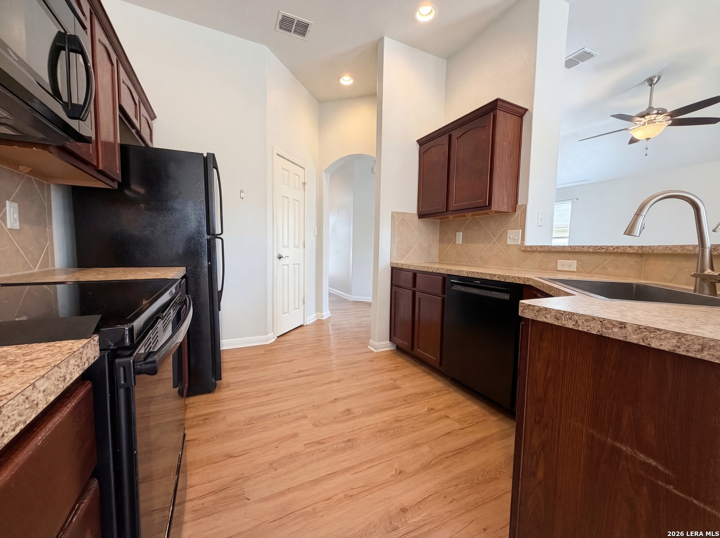 3945 Whisper Schertz TX 78108