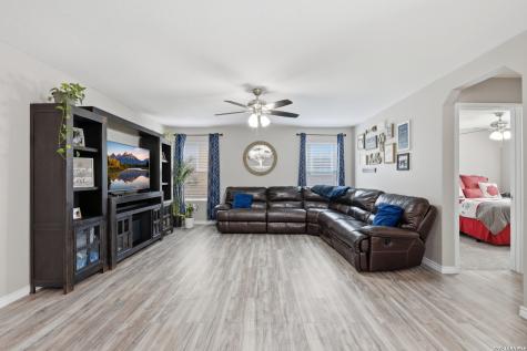 10922 Livewater San Antonio TX 78245