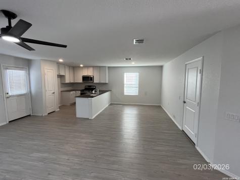 10102 Kersey Mill San Antonio TX 78224