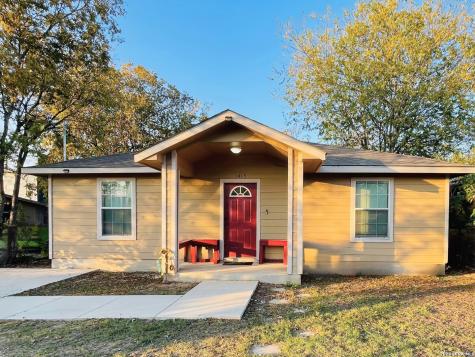 1415 Essex San Antonio TX 78210